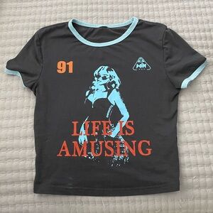 Tight-fitting cropped “downtown girl” top